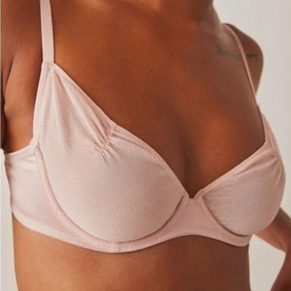Free people - intimately - Valentine’s heart throb bra - Picture 1 of 6